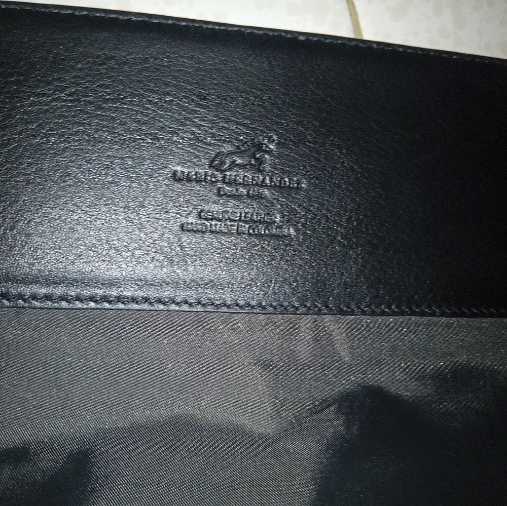 Mario Hernandez Black Leather Messenger/Shoulder Bag - Crossbody - Laptop Bag